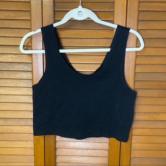 PINK Victoria's Secret Tops - NWOT BLACK CROP TANK